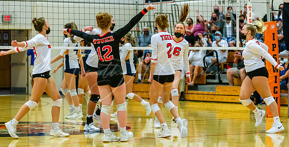 Ipswich vs Lynnfield Girls HS Volleyball Game 2021_2021-09-29_06-01-24_IM1D5278_@TimCardew_2021