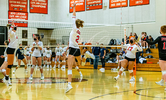 Ipswich vs Lynnfield Girls HS Volleyball Game 2021_2021-09-29_06-06-15_IM1D5301_@TimCardew_2021