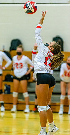 Ipswich vs Lynnfield Girls HS Volleyball Game 2021_2021-09-29_06-09-44_IM1D5352_@TimCardew_2021