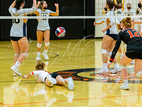 Ipswich vs Lynnfield Girls HS Volleyball Game 2021_2021-09-29_06-10-32_IM1D5368_@TimCardew_2021