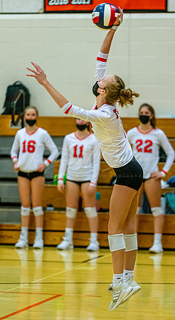Ipswich vs Lynnfield Girls HS Volleyball Game 2021_2021-09-29_06-11-10_IM1D5387_@TimCardew_2021