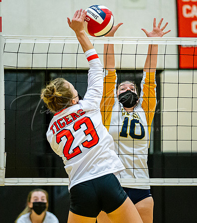 Ipswich vs Lynnfield Girls HS Volleyball Game 2021_2021-09-29_06-15-05_IM1D5471_@TimCardew_2021
