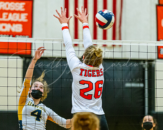 Ipswich vs Lynnfield Girls HS Volleyball Game 2021_2021-09-29_06-16-07_IM1D5534_@TimCardew_2021