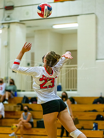 Ipswich vs Lynnfield Girls HS Volleyball Game 2021_2021-09-29_06-16-28_IM1D5559_@TimCardew_2021