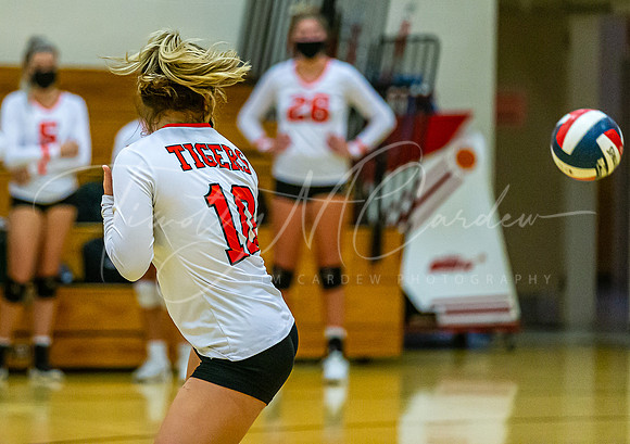 Ipswich vs Lynnfield Girls HS Volleyball Game 2021_2021-09-29_06-17-45_IM1D5625_@TimCardew_2021