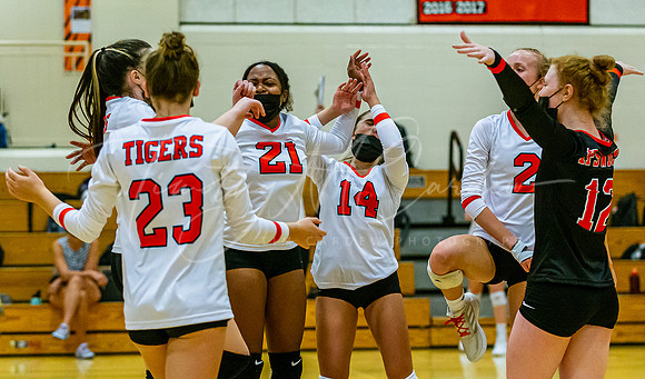 Ipswich vs Lynnfield Girls HS Volleyball Game 2021_2021-09-29_06-19-27_IM1D5682_@TimCardew_2021