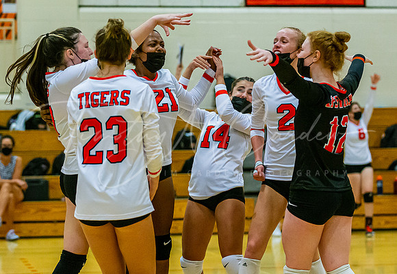Ipswich vs Lynnfield Girls HS Volleyball Game 2021_2021-09-29_06-19-27_IM1D5685_@TimCardew_2021