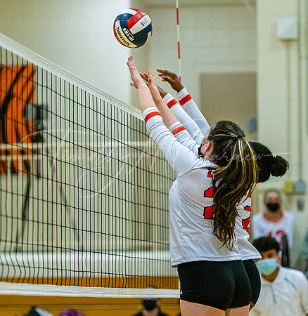 Ipswich vs Lynnfield Girls HS Volleyball Game 2021_2021-09-29_06-20-59_IM1D5764_@TimCardew_2021