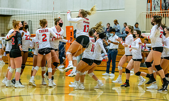 Ipswich vs Lynnfield Girls HS Volleyball Game 2021_2021-09-29_06-23-32_IM1D5852_@TimCardew_2021