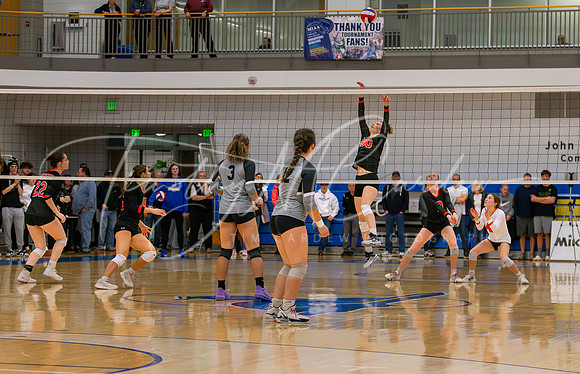 Ipswich vs Bellingham Girls HS Volleyball D4 Championship 2023_11-18_02-11-14_AB5W8668_@TimCardew_2023-Enhanced-NR