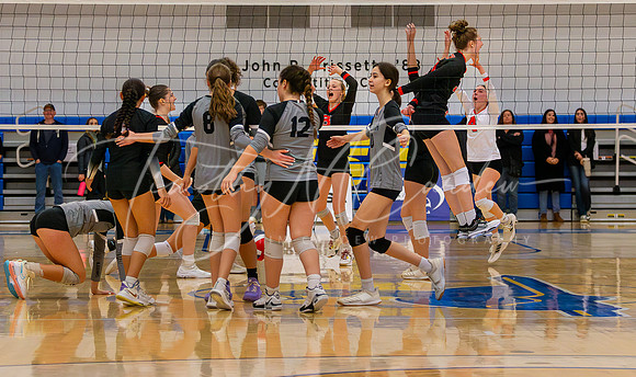 Ipswich vs Bellingham Girls HS Volleyball D4 Championship 2023_11-18_02-13-27_AB5W8777_@TimCardew_2023-Enhanced-NR