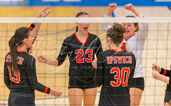 Ipswich vs Bellingham Girls HS Volleyball D4 Championship 2023_2023-11-18_01-00-13_DT7T7562_@TimCardew_2023-Enhanced-NR