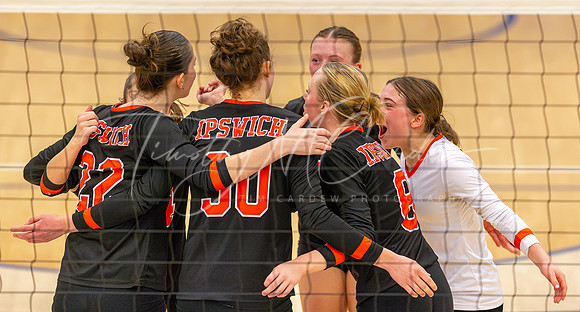 Ipswich vs Bellingham Girls HS Volleyball D4 Championship 2023_2023-11-18_12-35-31_DT7T7450_@TimCardew_2023-Enhanced-NR