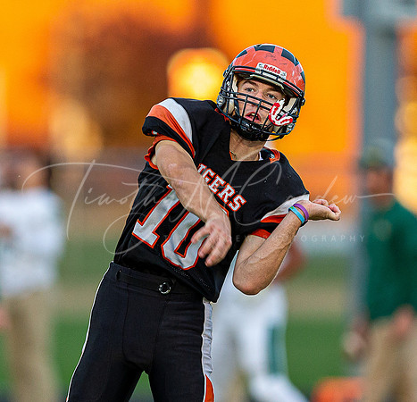 Ipswich vs North Reading Varsity Football Game Fall 2021_2021-10-01_06-07-09_AB5W2525_@TimCardew_2021