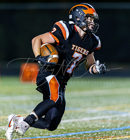 Ipswich vs North Reading Varsity Football Game Fall 2021_2021-10-01_07-00-58_AB5W2917_@TimCardew_2021