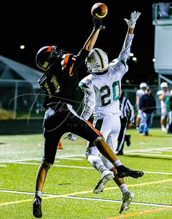 Ipswich vs North Reading Varsity Football Game Fall 2021_2021-10-01_08-06-09_IM1D6088_@TimCardew_2021