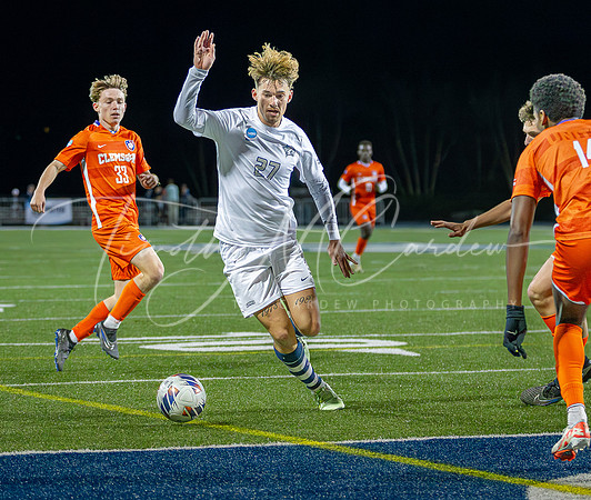 UNH Wildcats vs Clemson Tigers NCAA D1 Men’s Soccer Third Round College Cup 2023_2023-11-26_06-53-21_AB5W1234_@TimCardew_2023-Enhanced-NR