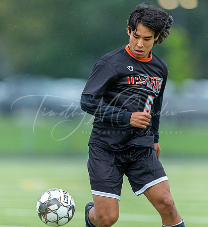 Ipswich vs Amesbury Boys HS Varsity Soccer Game 2021_2021-10-04_04-59-51_AB5W4231_@TimCardew_2021