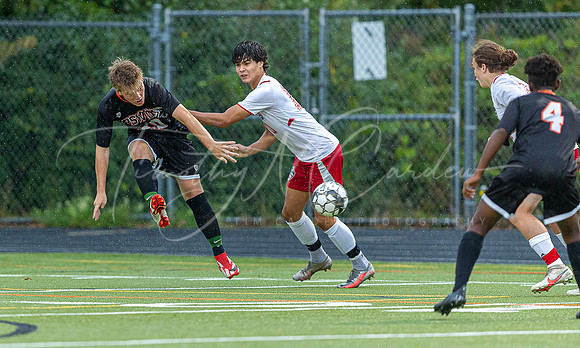 Ipswich vs Amesbury Boys HS Varsity Soccer Game 2021_2021-10-04_05-21-51_AB5W4449_@TimCardew_2021