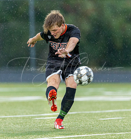 Ipswich vs Amesbury Boys HS Varsity Soccer Game 2021_2021-10-04_05-22-41_AB5W4483_@TimCardew_2021
