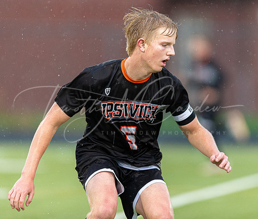 Ipswich vs Amesbury Boys HS Varsity Soccer Game 2021_2021-10-04_05-31-51_AB5W4690_@TimCardew_2021