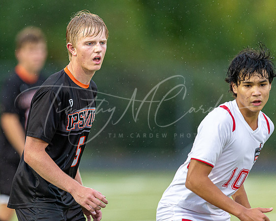 Ipswich vs Amesbury Boys HS Varsity Soccer Game 2021_2021-10-04_05-36-44_AB5W4803_@TimCardew_2021