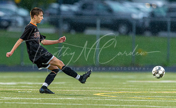 Ipswich vs Amesbury Boys HS Varsity Soccer Game 2021_2021-10-04_05-44-39_AB5W4901_@TimCardew_2021