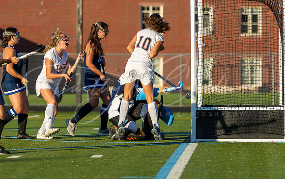 Ipswich vs Swampscott Girls HS Varsity Field Hockey Game 2021_2021-10-07_05-09-32_IM1D7387_@TimCardew_2021