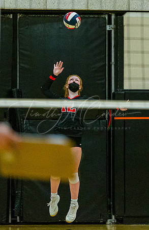 Ipswich vs Danvers Girls HS Volleyball Game Fall 2021_2021-10-08_05-46-54_IM1D7621_@TimCardew_2021