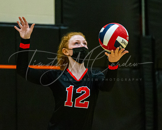 Ipswich vs Danvers Girls HS Volleyball Game Fall 2021_2021-10-08_05-57-24_IM1D7753_@TimCardew_2021
