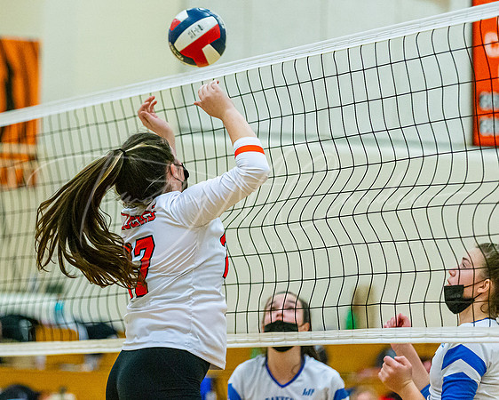 Ipswich vs Danvers Girls HS Volleyball Game Fall 2021_2021-10-08_05-59-59_IM1D7828_@TimCardew_2021