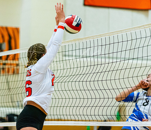 Ipswich vs Danvers Girls HS Volleyball Game Fall 2021_2021-10-08_06-08-12_IM1D7968_@TimCardew_2021