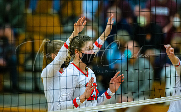 Ipswich vs Danvers Girls HS Volleyball Game Fall 2021_2021-10-08_06-15-22_AB5W8063_@TimCardew_2021