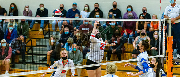 Ipswich vs Danvers Girls HS Volleyball Game Fall 2021_2021-10-08_06-18-15_IM1D8019_@TimCardew_2021