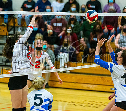 Ipswich vs Danvers Girls HS Volleyball Game Fall 2021_2021-10-08_06-18-40_IM1D8026_@TimCardew_2021