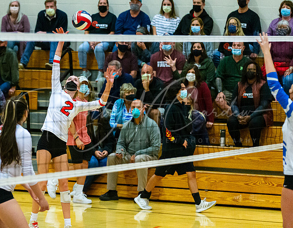 Ipswich vs Danvers Girls HS Volleyball Game Fall 2021_2021-10-08_06-19-00_IM1D8036_@TimCardew_2021