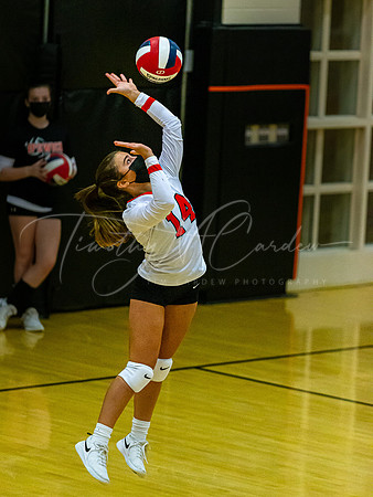 Ipswich vs Danvers Girls HS Volleyball Game Fall 2021_2021-10-08_06-29-58_IM1D8314_@TimCardew_2021