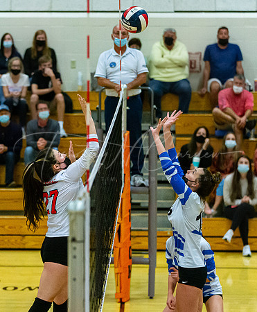Ipswich vs Danvers Girls HS Volleyball Game Fall 2021_2021-10-08_06-30-54_IM1D8351_@TimCardew_2021