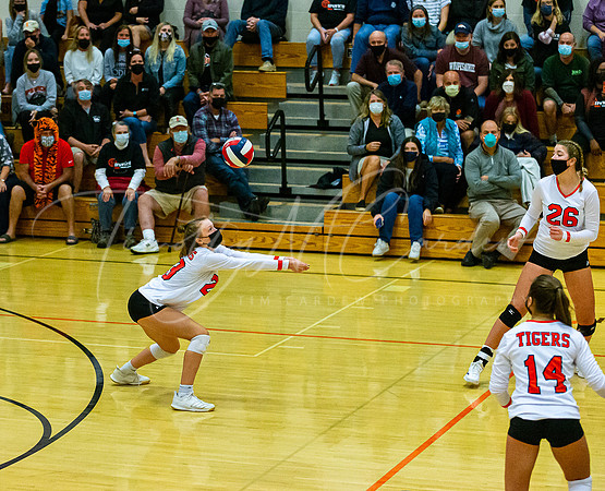 Ipswich vs Danvers Girls HS Volleyball Game Fall 2021_2021-10-08_06-35-27_IM1D8429_@TimCardew_2021