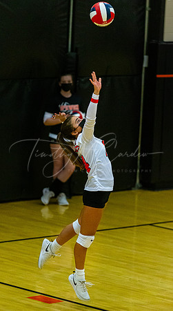 Ipswich vs Danvers Girls HS Volleyball Game Fall 2021_2021-10-08_06-29-58_IM1D8312_@TimCardew_2021