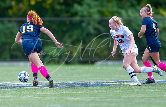 Ipswich vs Lynnfield Girls HS Varsity Soccer Game Fall 2021_2021-10-11_10-12-26_AB5W8136_@TimCardew_2021