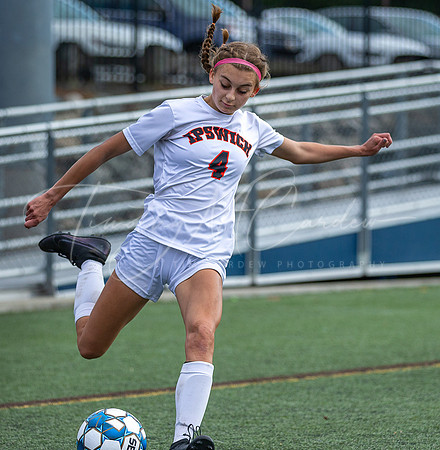 Ipswich vs Lynnfield Girls HS Varsity Soccer Game Fall 2021_2021-10-11_10-17-01_IM1D8515_@TimCardew_2021