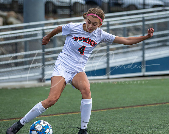 Ipswich vs Lynnfield Girls HS Varsity Soccer Game Fall 2021_2021-10-11_10-17-01_IM1D8516_@TimCardew_2021