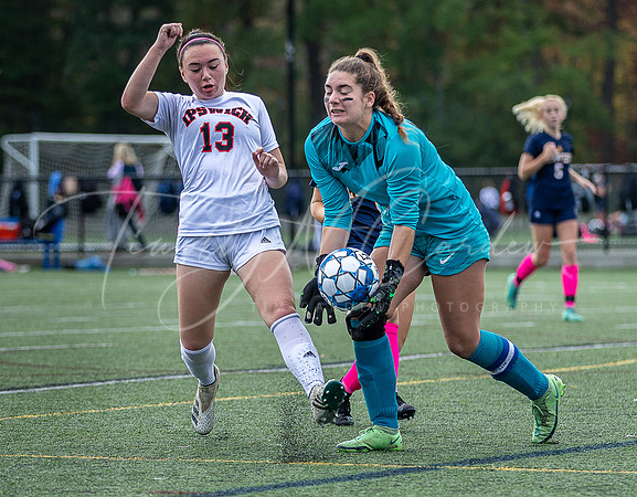 Ipswich vs Lynnfield Girls HS Varsity Soccer Game Fall 2021_2021-10-11_10-17-03_IM1D8523_@TimCardew_2021