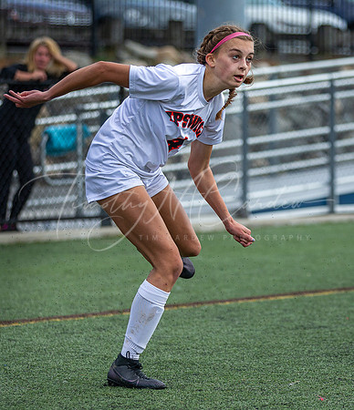 Ipswich vs Lynnfield Girls HS Varsity Soccer Game Fall 2021_2021-10-11_10-17-02_IM1D8520_@TimCardew_2021