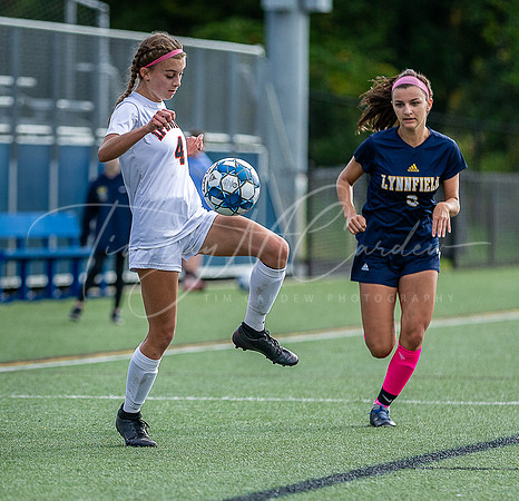 Ipswich vs Lynnfield Girls HS Varsity Soccer Game Fall 2021_2021-10-11_10-19-49_IM1D8533_@TimCardew_2021