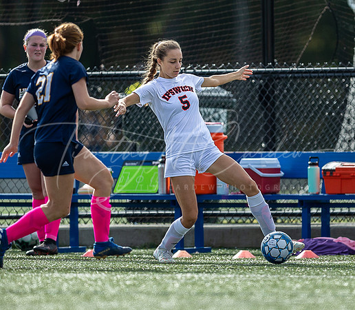 Ipswich vs Lynnfield Girls HS Varsity Soccer Game Fall 2021_2021-10-11_10-21-03_AB5W8232_@TimCardew_2021