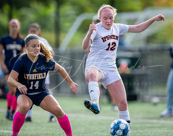 Ipswich vs Lynnfield Girls HS Varsity Soccer Game Fall 2021_2021-10-11_10-30-51_AB5W8343_@TimCardew_2021