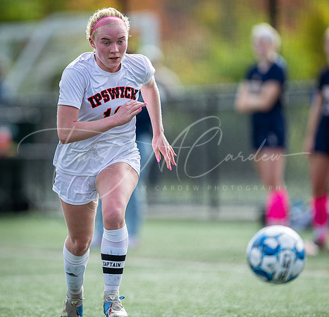 Ipswich vs Lynnfield Girls HS Varsity Soccer Game Fall 2021_2021-10-11_10-30-52_AB5W8348_@TimCardew_2021