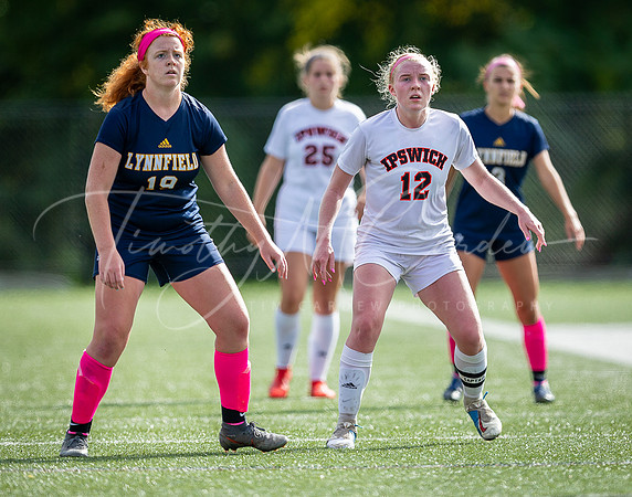Ipswich vs Lynnfield Girls HS Varsity Soccer Game Fall 2021_2021-10-11_10-31-38_AB5W8351_@TimCardew_2021